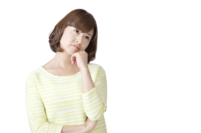 考えている女性の写真